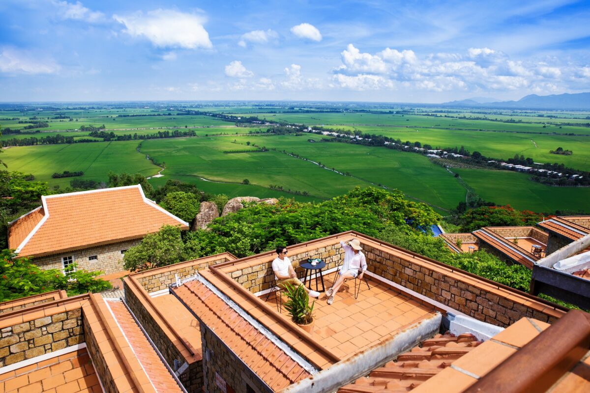 Du Lịch Hậu Giang – Vinh Tour