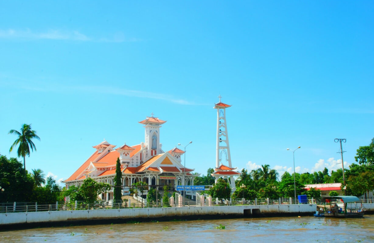 Du Lịch Hậu Giang – Vinh Tour